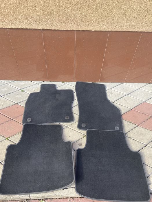 Текстильні килимки Skoda Superb 3