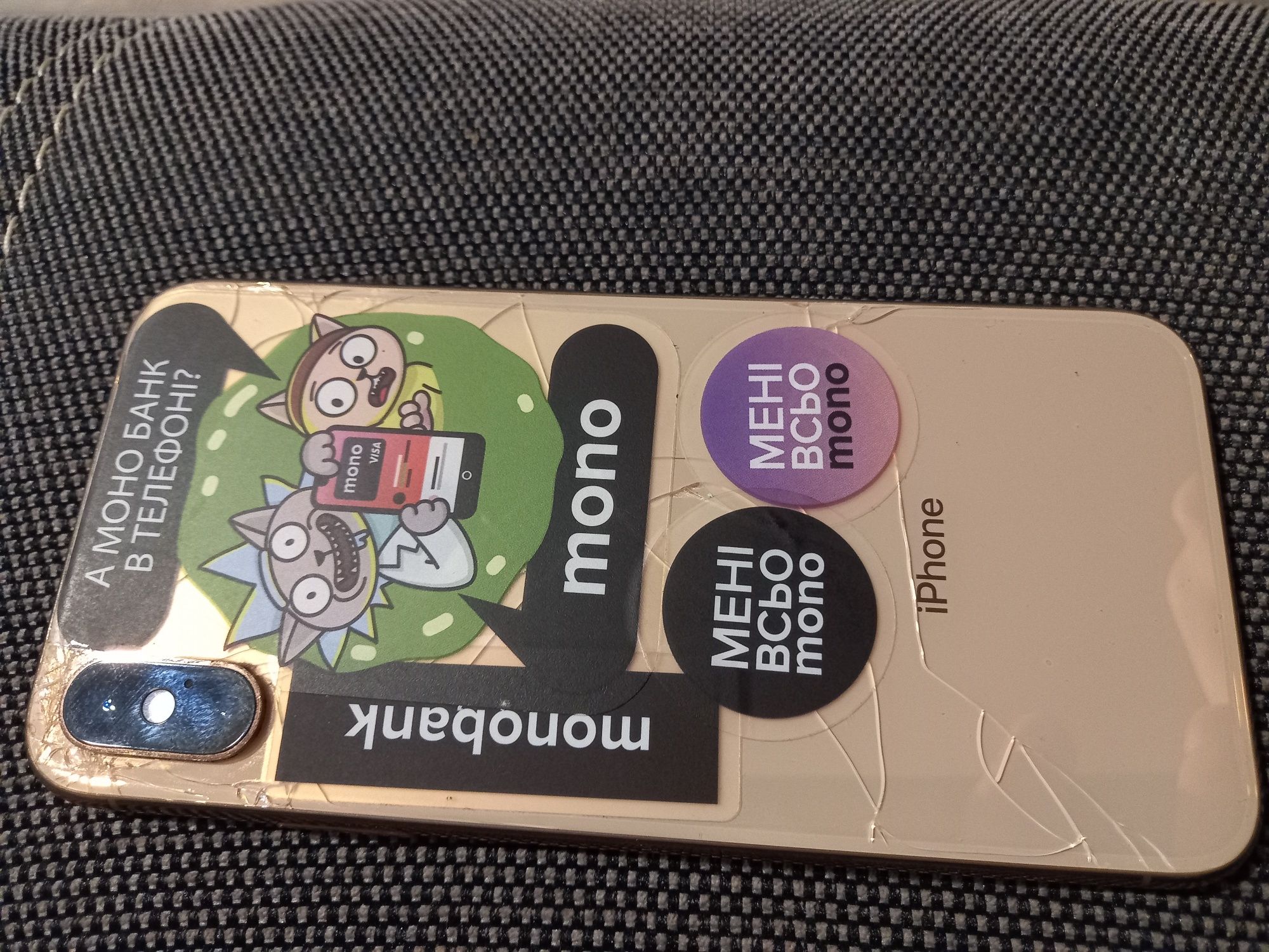iPhone Xs 64гб продам