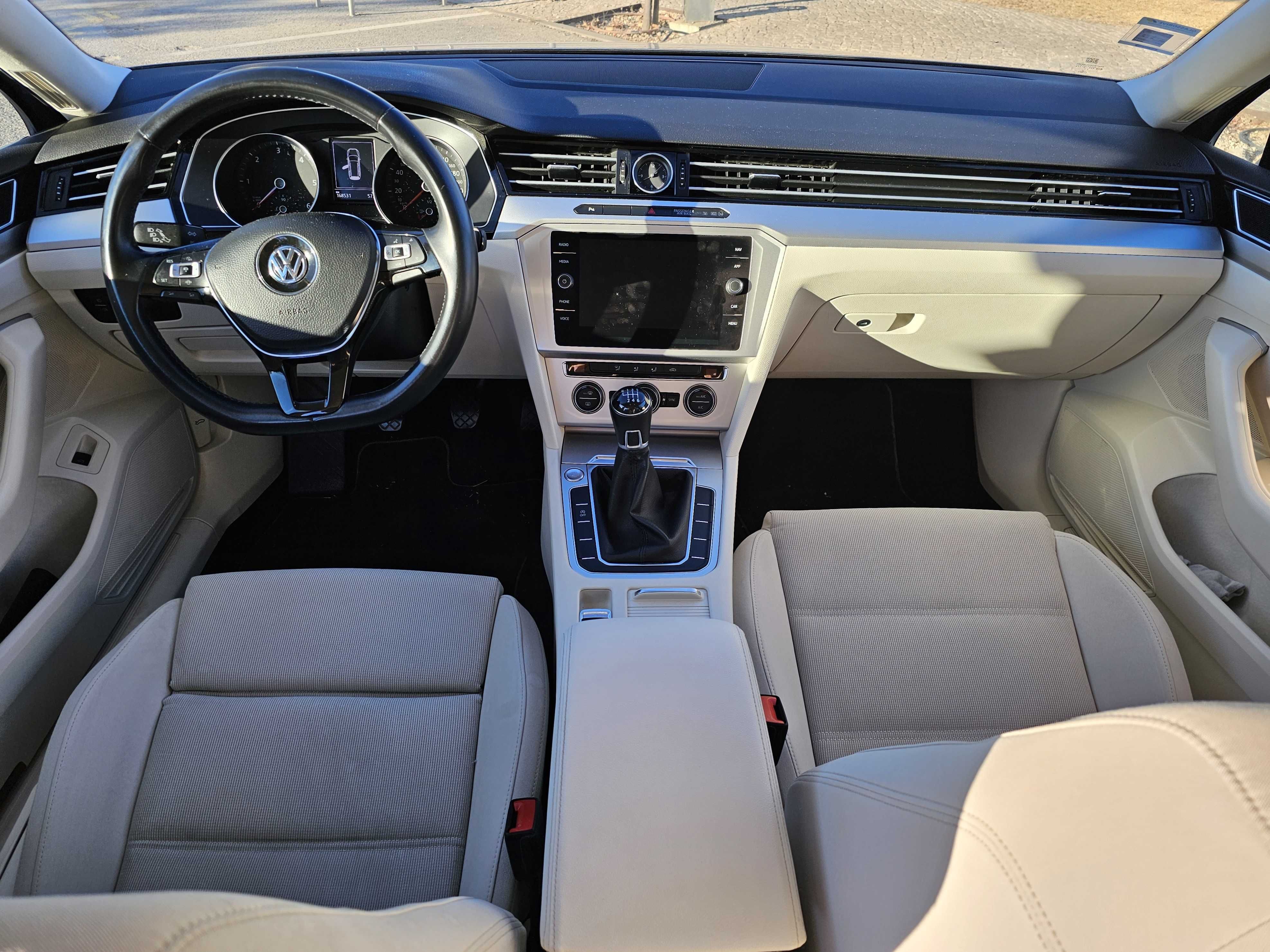 VW Passat Variant 2.0 TDi 150cv.Confortline 2019
