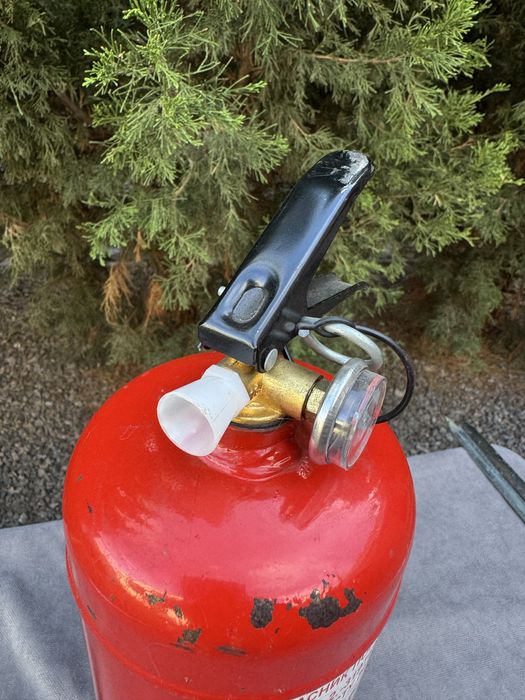 Огнетушитель порошковый ВП-2(З) на 2 кг (Заряжен)