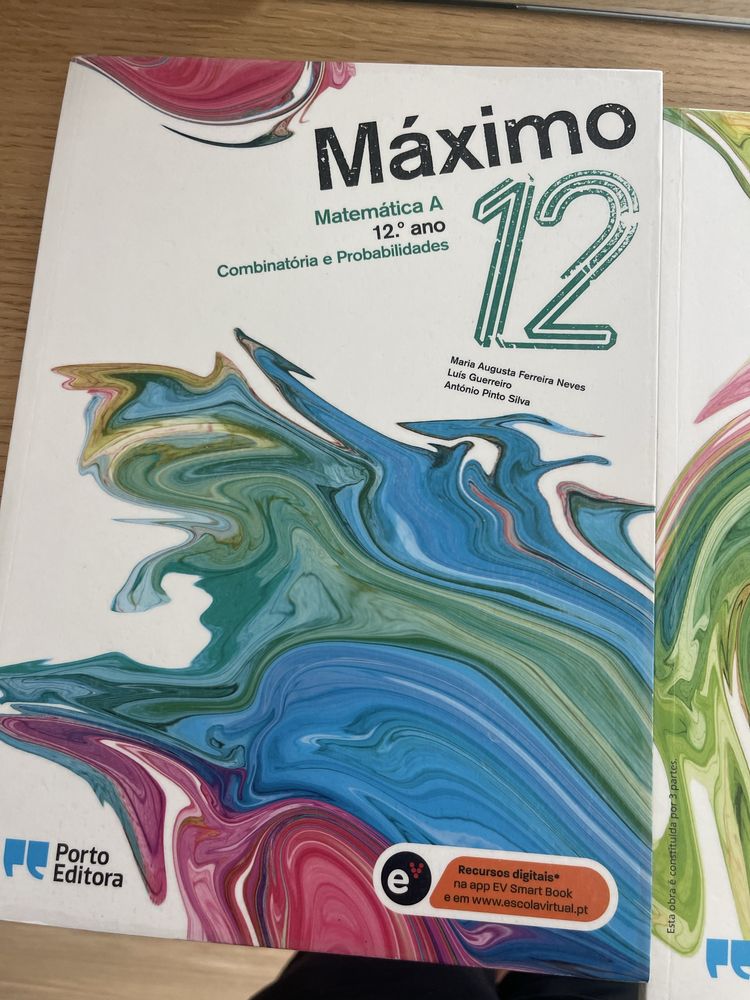 Vendo libros novos