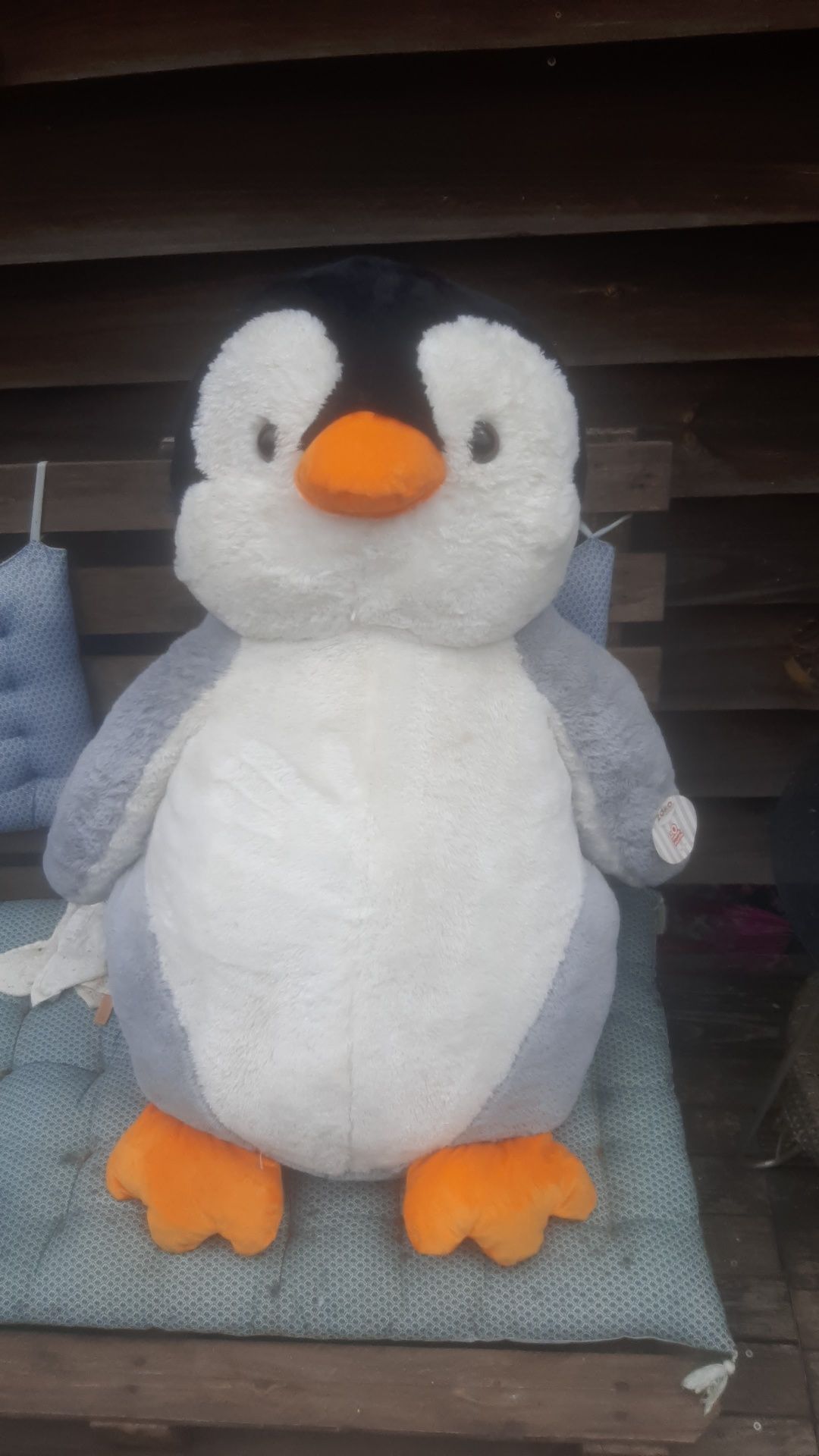 Peluche pinguim Gigante + de 1 metro