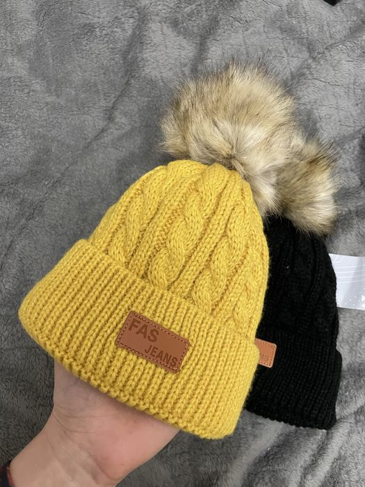 Зимова тепла шапка 52-54р, зимняя теплая шапка 52р