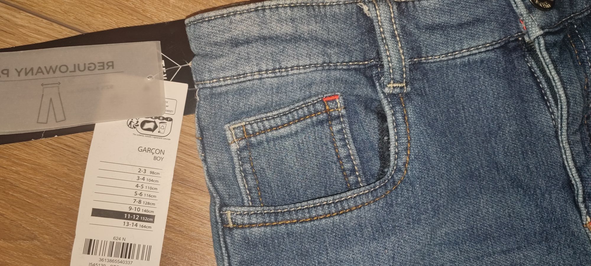 Spodnie chłopięce 152 nowe jeansowe