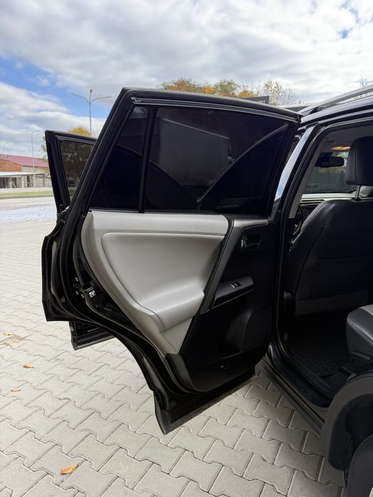 Toyota Rav 4 2.2 2013