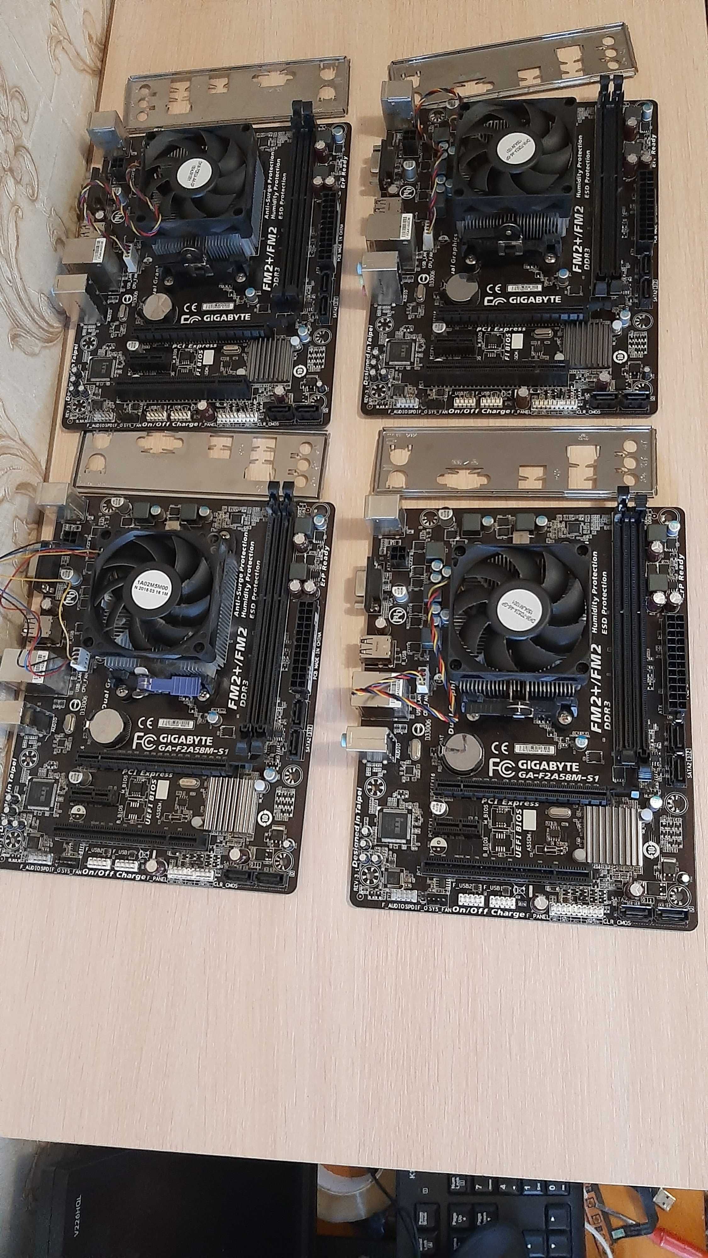Мат. млата Gigabyte GA-F2A58M-S1 + Проц.AMD  A4-4000