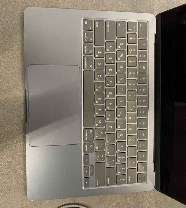 MacBook Air 13ʼ M2 80 циклів Midnight 8/256 gb