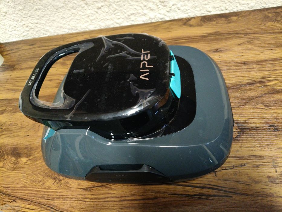 Robot do czyszczenia basenu Automatyczny Odkurzacz basenowy