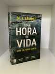 Livro UMA HORA DE VIDA