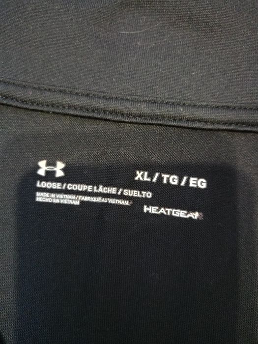 Мужские кофты черные с длинным рукавом.