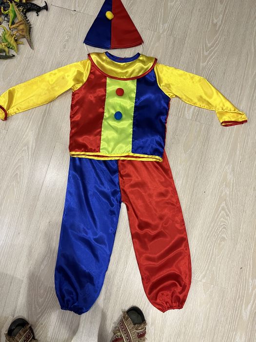 Новогодний костюм клоуна. На 5-6 лет