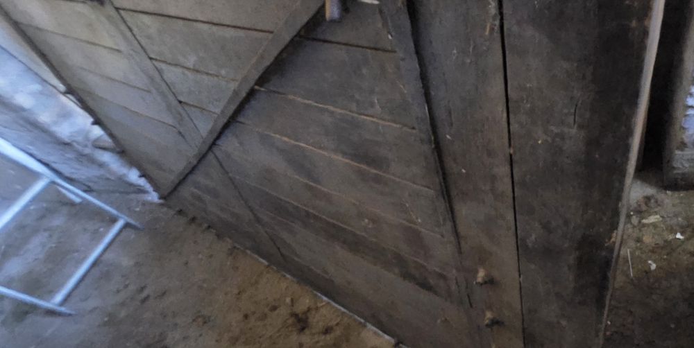 Drzwi garażowe używane