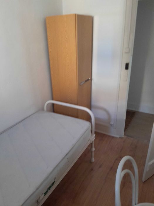 Arrendo quarto. Lisboa _ Graça