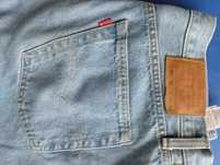 2 pares de calças Levi Strauss