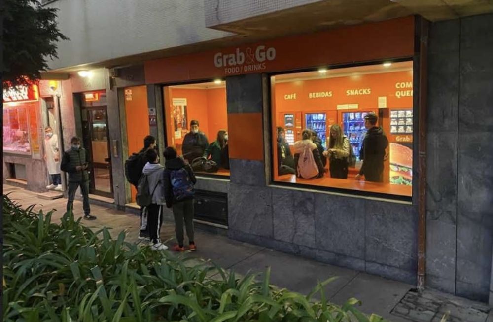 Lojas 24h - Grab&Go ( duas lojas - Amial/Vilar do Paraiso )