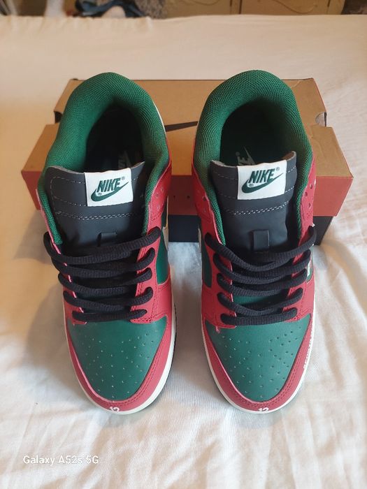 Nike SB Dunk Low x Ducati