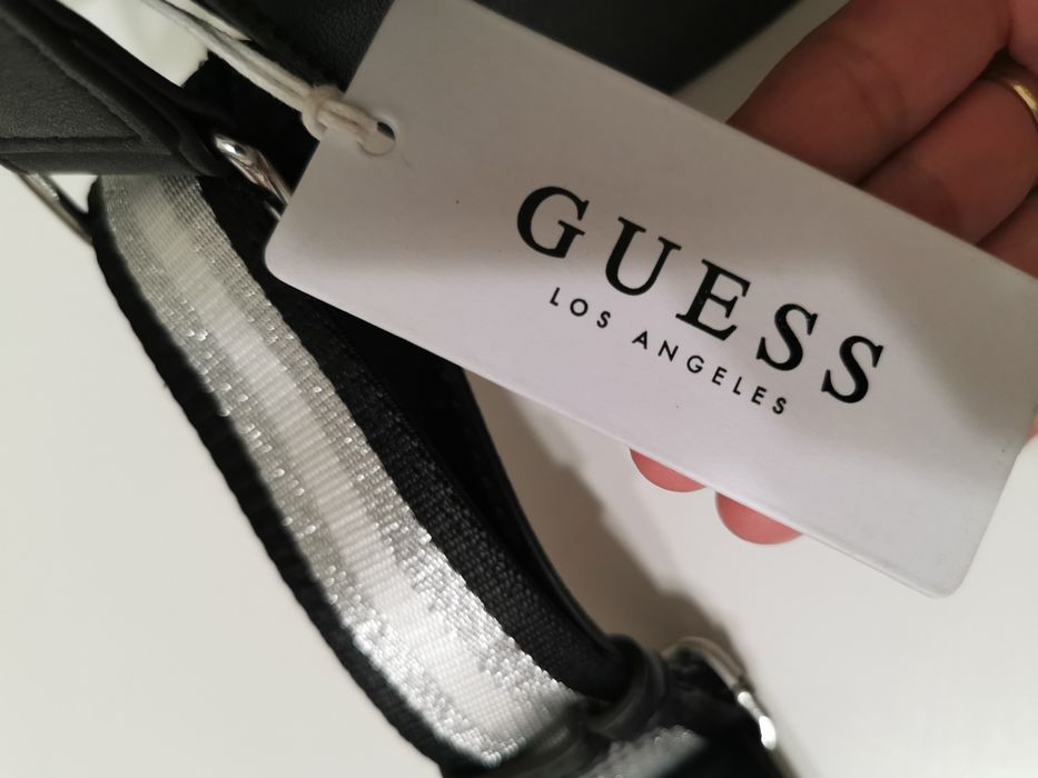 Nowa oryginalna torebka Guess listonoszka czarna Clararie Crossbody Fl