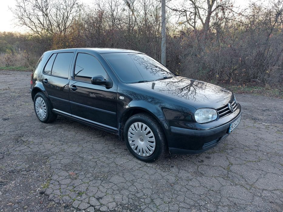 Гольф 4 1.6 мпі.Хороший стан