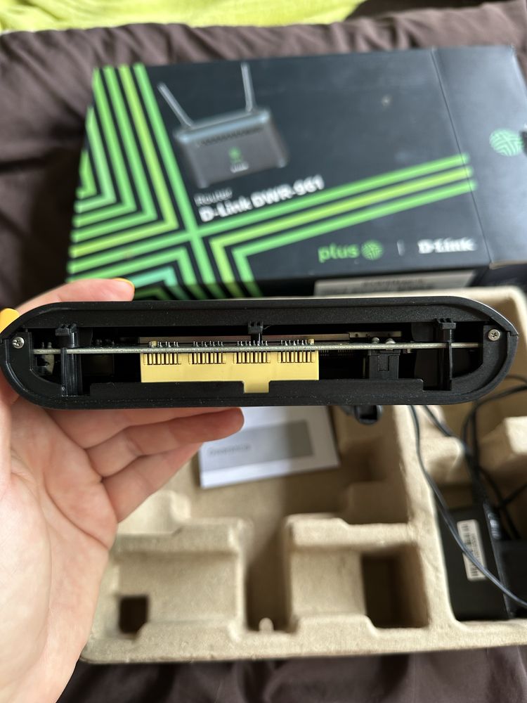 Router LTE D-Link DWR‑961 z pudełkiem – Plus
