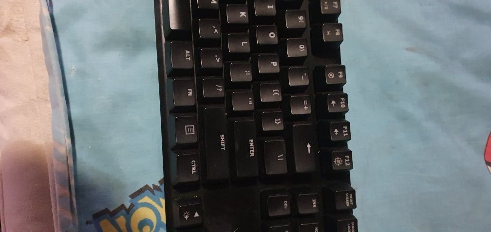 Teclado gaming Hyper