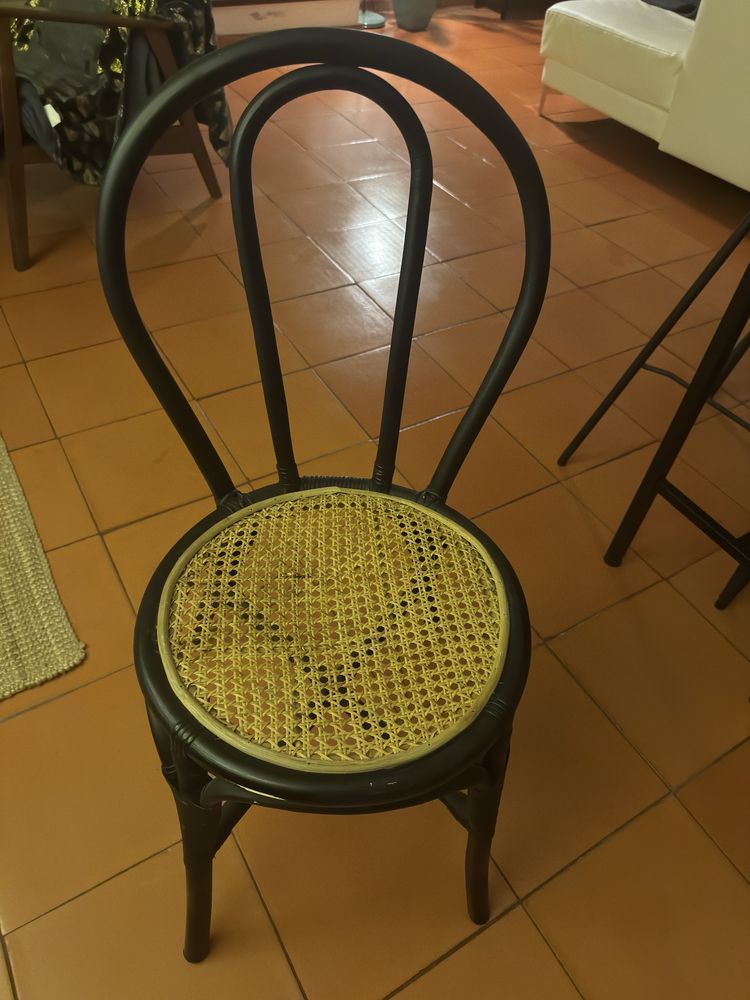 Cadeira em madeira e palhinha
