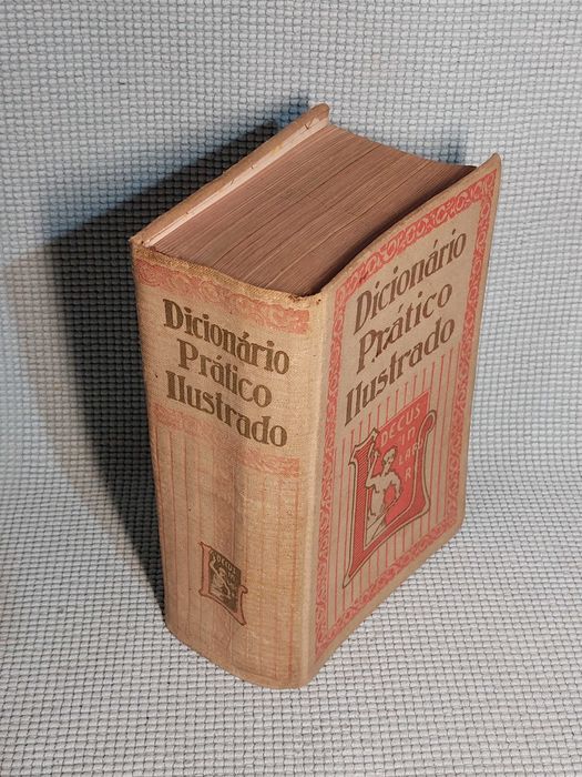 Dicionario antigo prático ilustrado