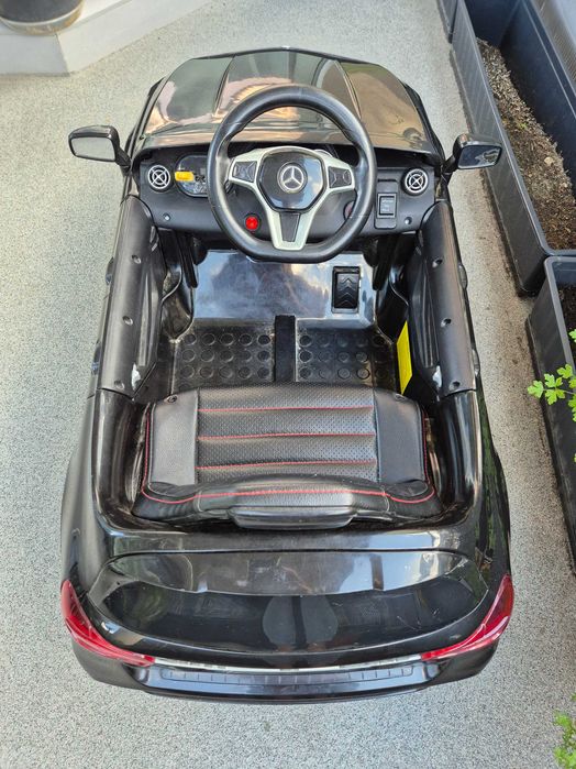 Samochodzik dziecięcy na akumulator