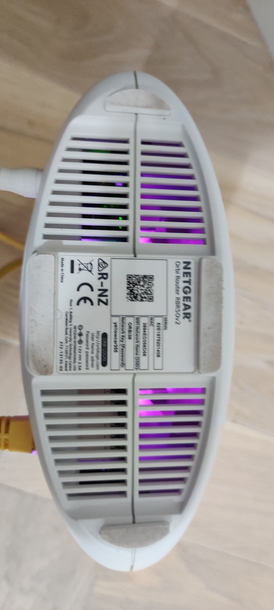 Netgear Orbi RBR50v2 WiFi Router