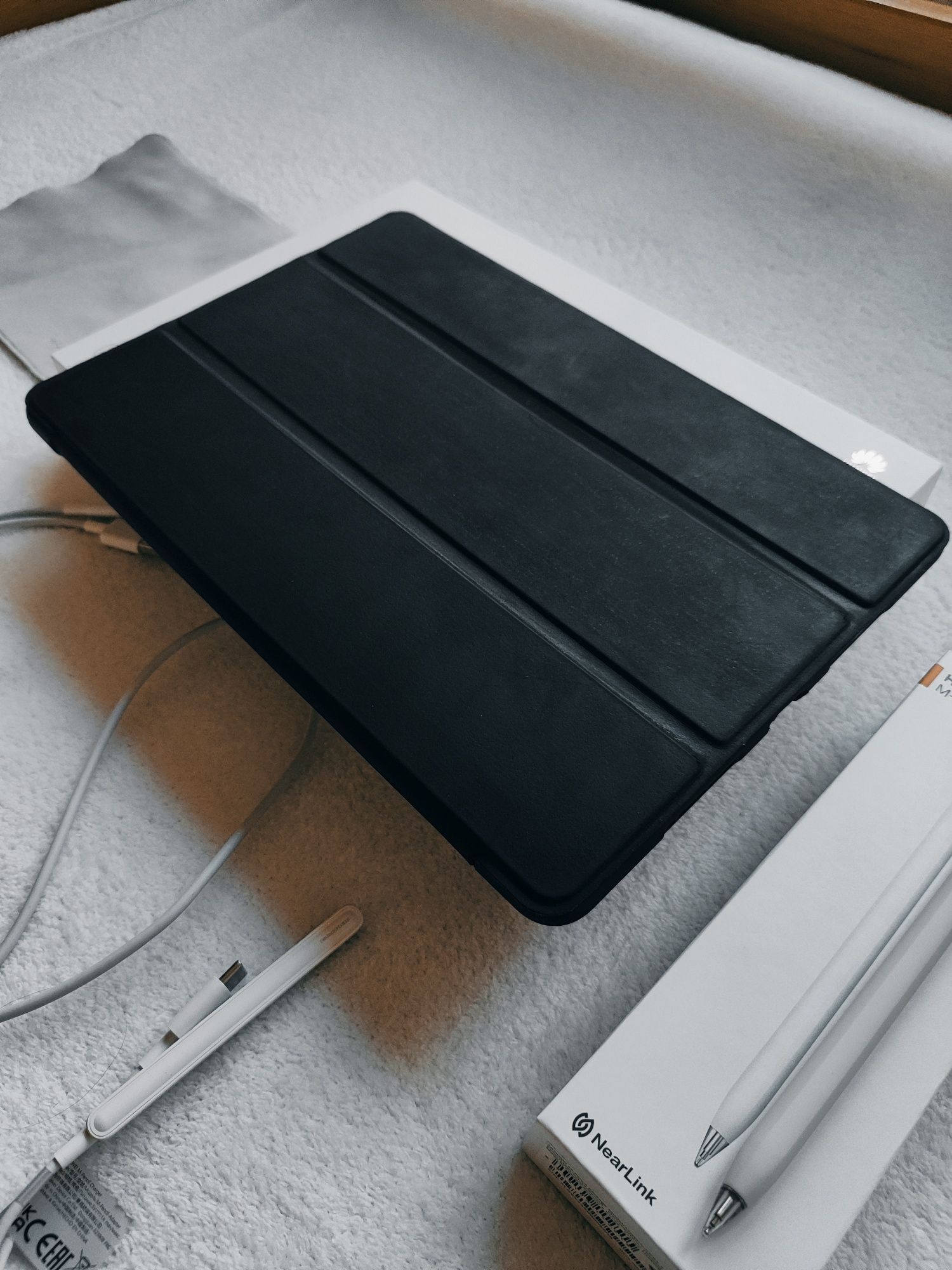 Huawei MatePad 11.5 + szkło hartowane i etui