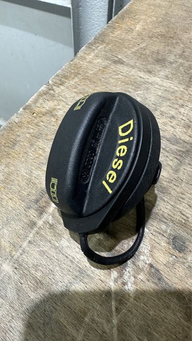 Кришка бензобака VAG Audi/Volkswagen/Skoda