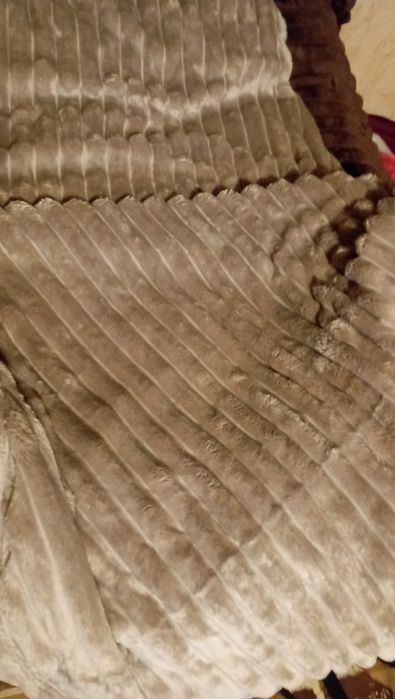 Продам новое покрывало шарпей