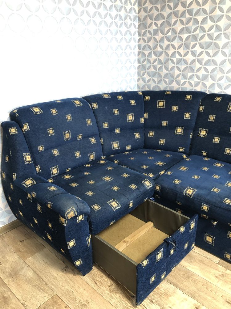 Розкладний диван б/у