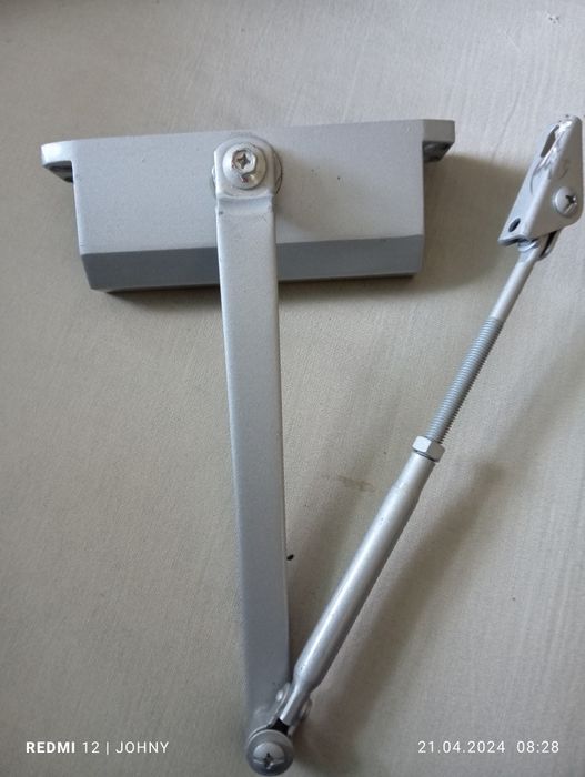 Samozamykacz scot dc-10