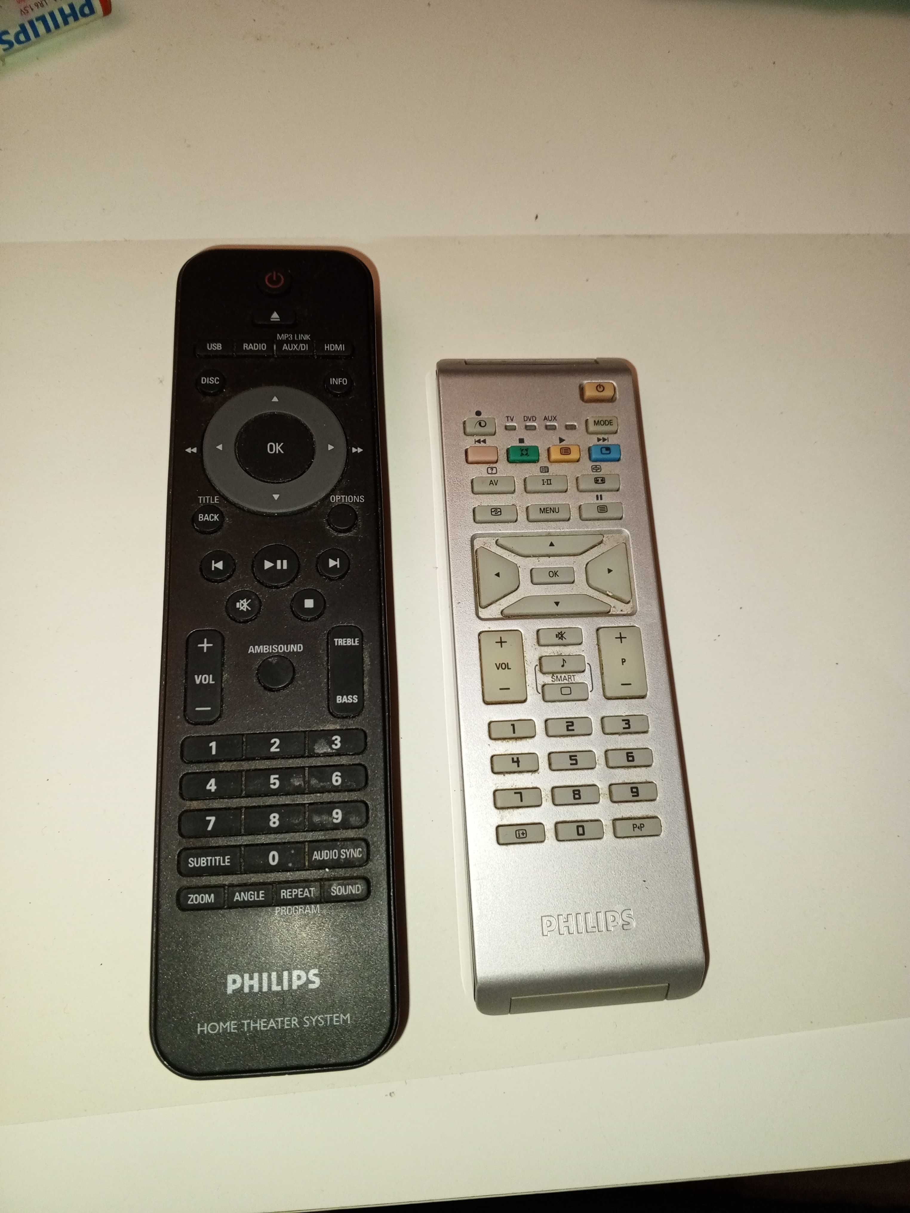 2 pilot Philips Home Theater System