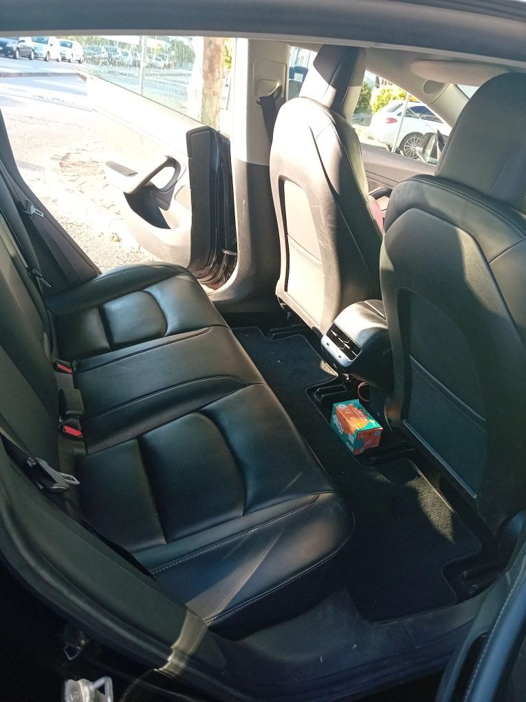 Tesla Model 3 Long Range, tracção traseira RWD