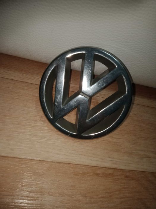 Emblemat/znaczek przód volkswagen golf