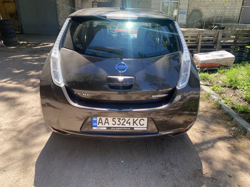 Продам нісан ліф