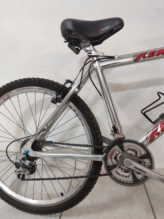 Bicicleta de qualidade com amortecedores pneumáticos