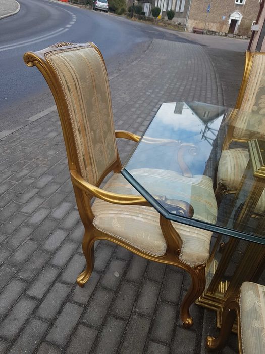 Stylowy barokowy zestaw stół z 6 krzesłami .