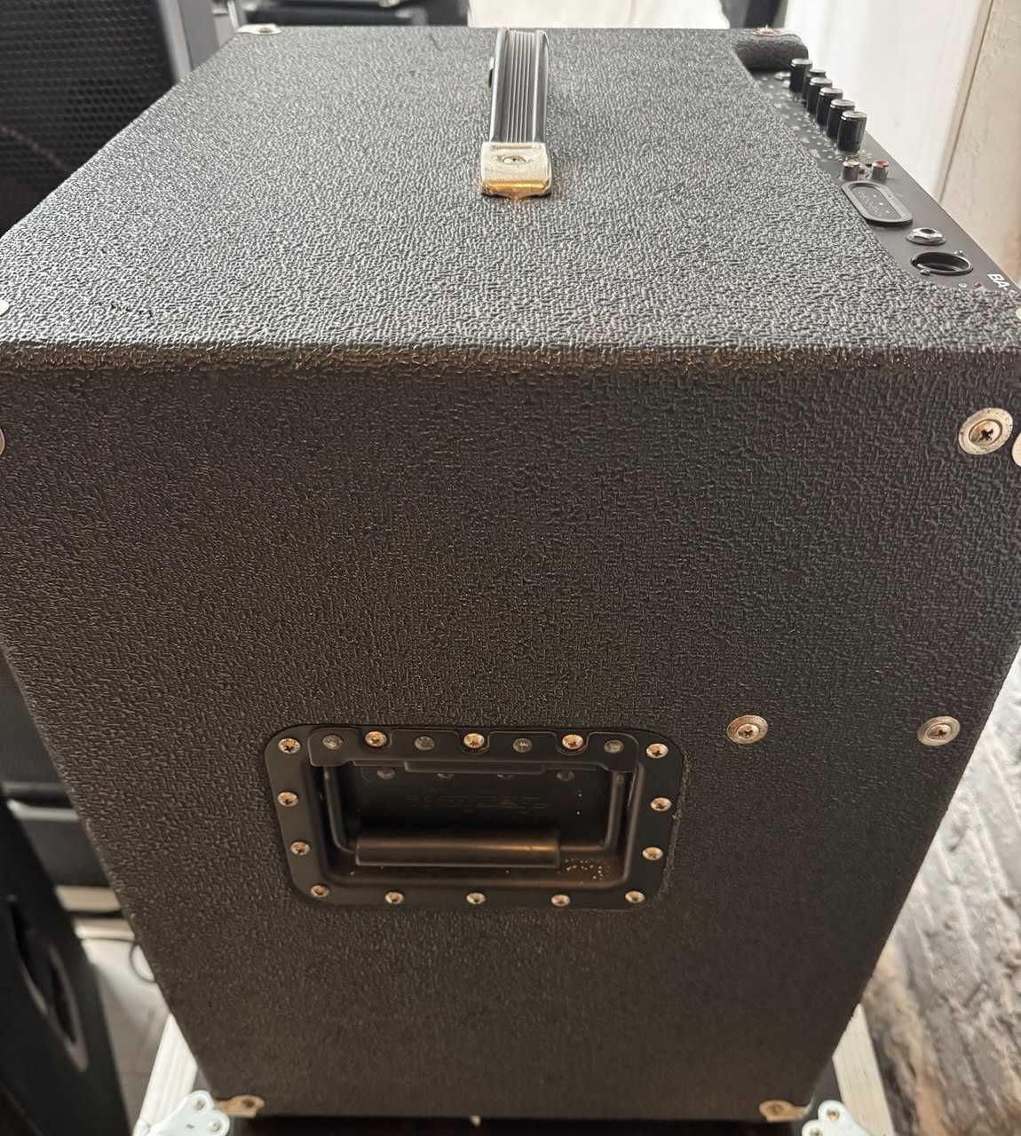 Ampeg BA-115HPT wzmacniacz do gitary basowej