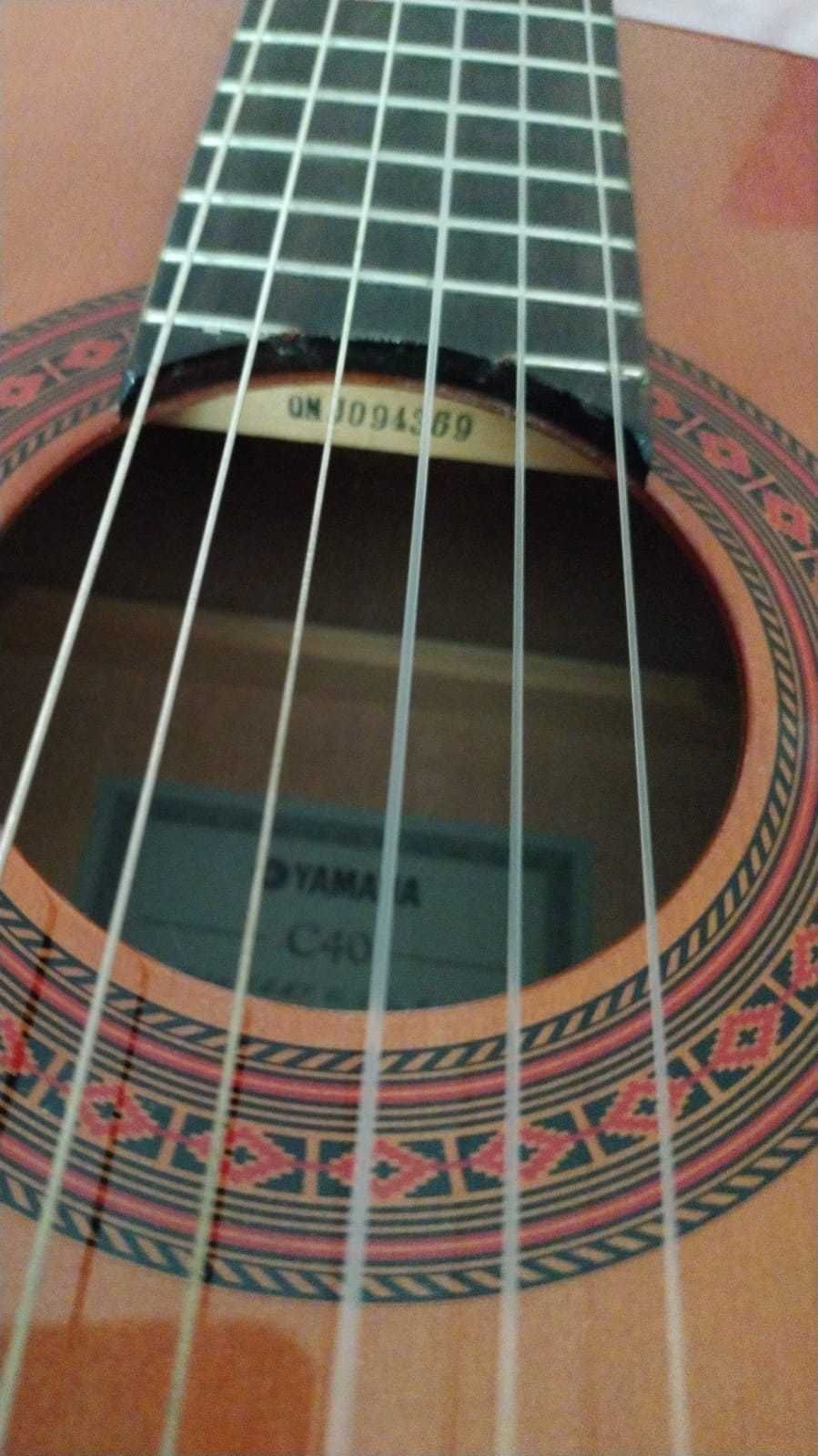 Gitara Yamaha C40