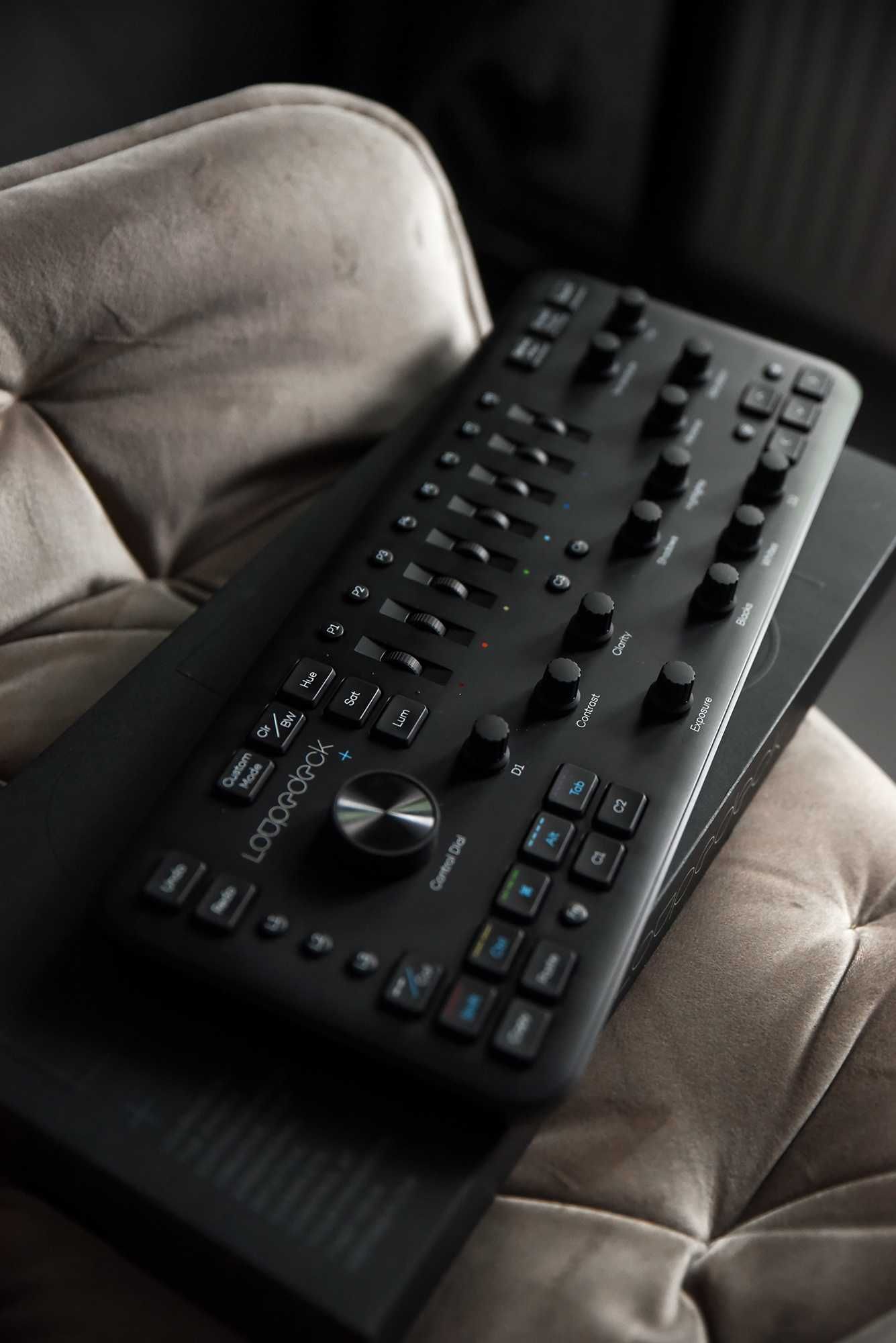 Консоль Loupedeck LD+