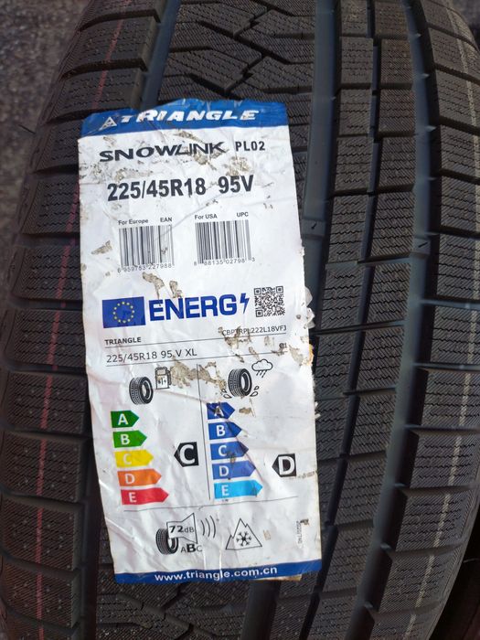 Para opon zimowych 225/45R18 Triangle montaż wyważanie