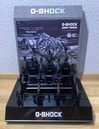 Display G-shock na 13 zegarków