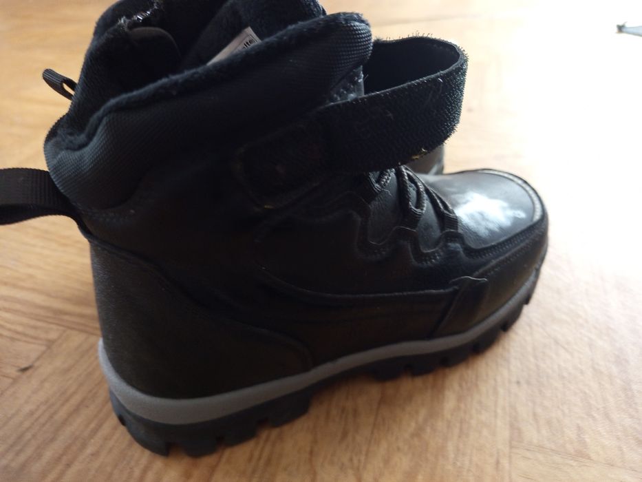 Buty chłopięce zimowe ocieplone korzuszkiem