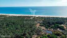 Terreno com 31.5ha com 500 metros de frente de praia