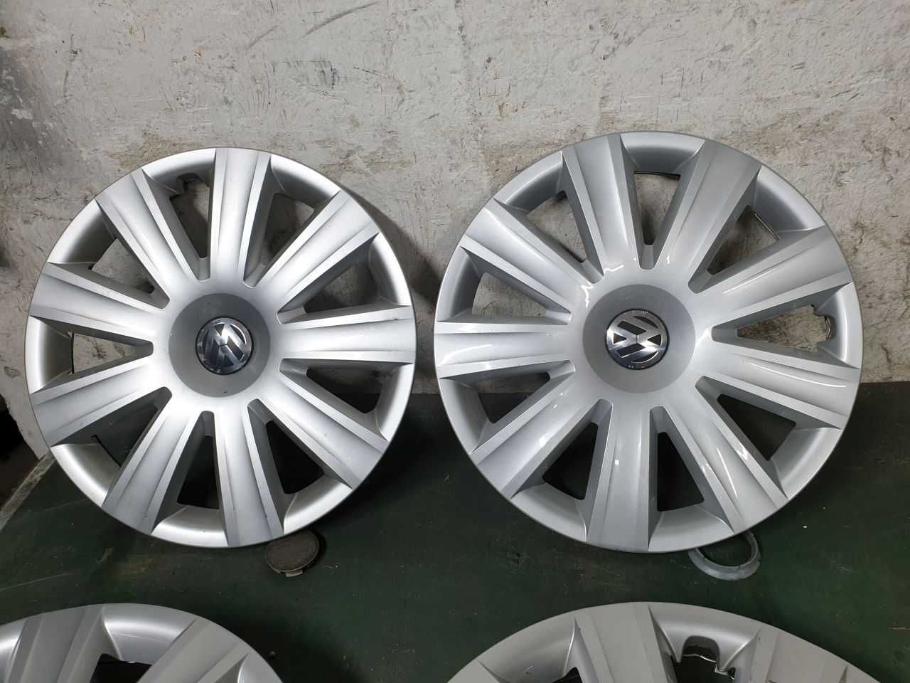 Kołpaki oryginalne VW R16