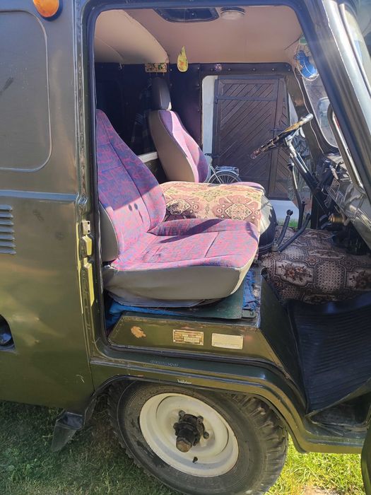 фургон малотонажний