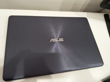 Laptop Asus i5-7200U 2,5GHz, 8GB RAM, 512GB SSD