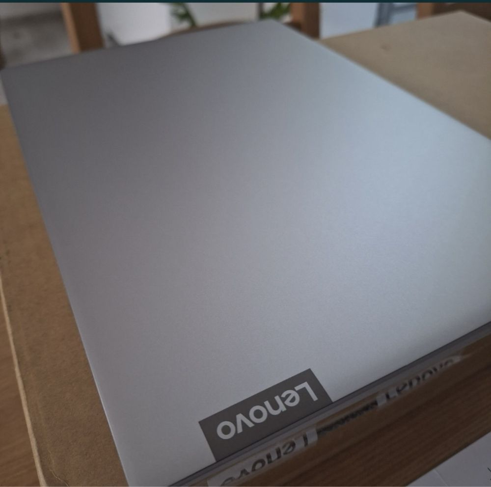 Lenovo ideapad 3 ryzen 5 laptop platinum grey